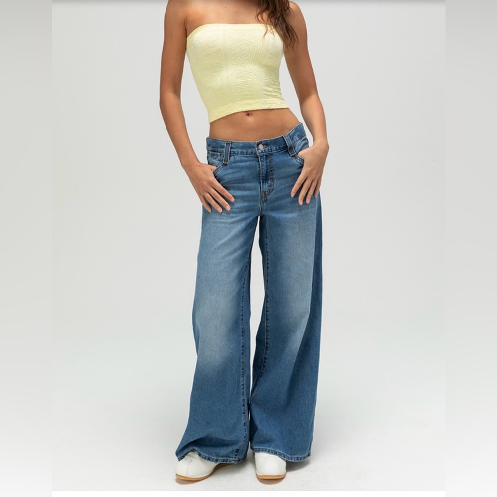 Levi’s 94 baggy wide leg jeans